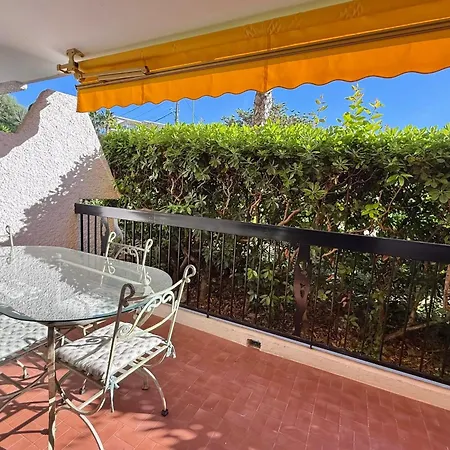 Апартаменти Chemin Du Puy - For 2 People - Parking - Wifi -swimming Pool Антіб