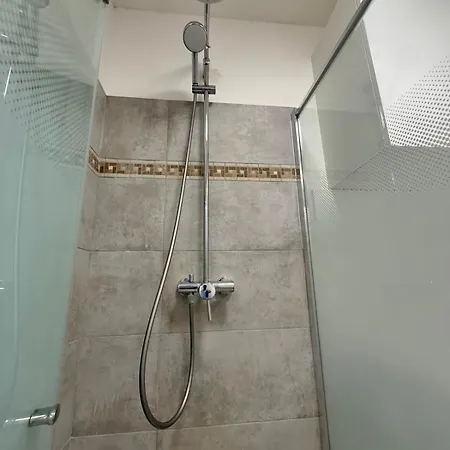 Chemin Du Puy - For 2 People - Parking - Wifi -swimming Pool Апартаменти Антіб